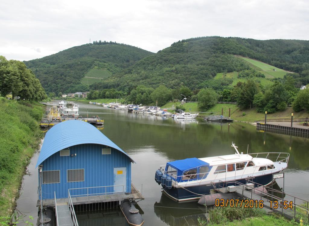 Mosel - River - Quartier 31 Hotel Lieser Kültér fotó